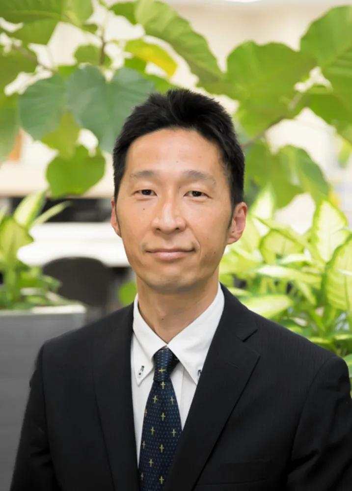种相对开放