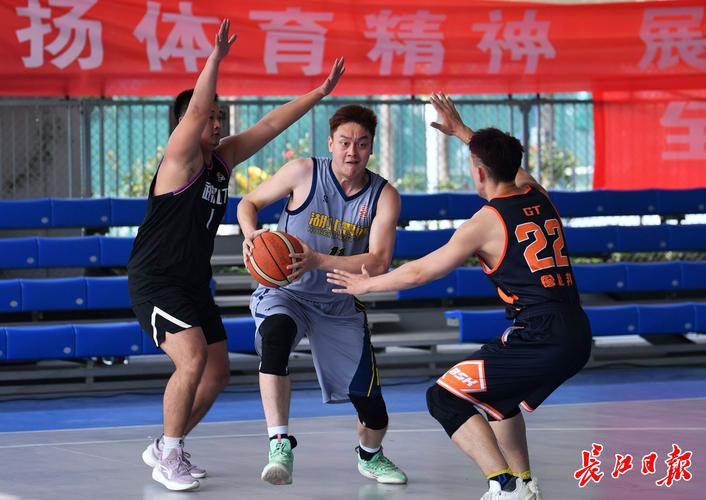 级俱乐部已